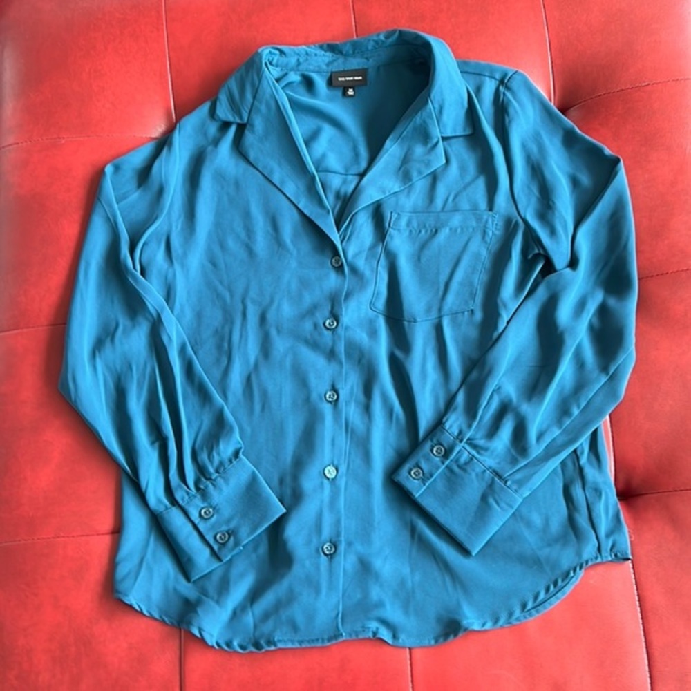 Who What Wear Long Sleeved Button Down Shirt